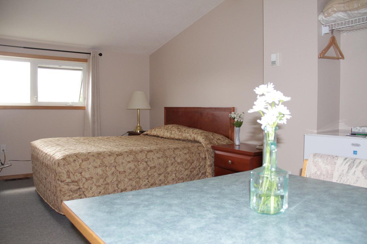 Garden Court Motel Manning Luaran gambar
